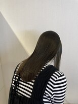 アム(amu)&nbsp;『髪質改善』ストレート×オリーブカラー