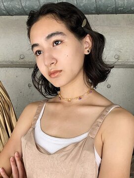 ローブ アオヤマ(LOAVE AOYAMA) ラフなパーマスタイル 黒髪アッシュ 20代30代