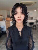 イルフレール(ill frere)&nbsp;ryu 【ウルフパーマ 黒髪ウルフ　レイヤーパーマ　中津　梅田】