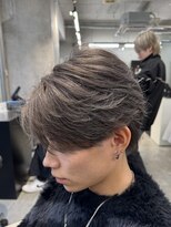 エデアンルクラ 下通(EDEAN Leclat)&nbsp;熊本メンズカラー ハイトーン シルバー MEN'S HAIR