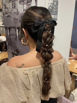 ユー イケブクロ(u Ikebukuro) ヘアセット/ポニーテール/玉ねぎヘア