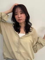 トリッカ シブヤ(TRICCA SHIBUYA)&nbsp;顔まわりレイヤー/ニュアンスパーマ/ミディアムヘア