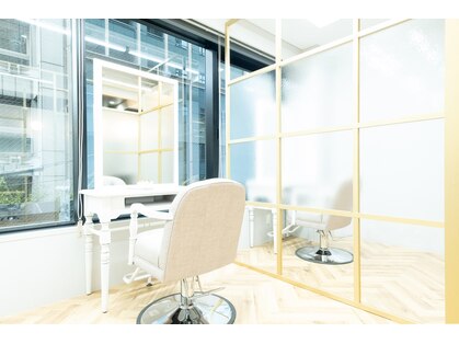 トッカ 三ノ宮店(tocca)の写真