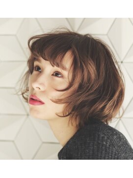 ナタン 自由が丘(NATHAN) 前髪パーマが可愛いショートボブ* oi *