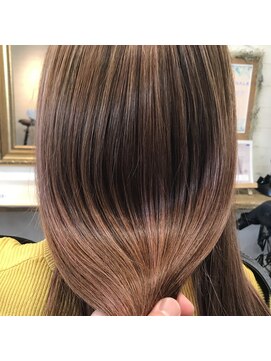 アミーチ(AMICI) ミディアムレイヤー