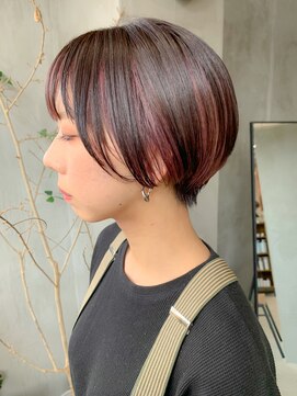 テトヘアー(teto hair) 丸みショート、前髪インナーカラー、フェイスフレーミングカラー