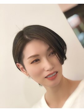 メビウス(Mebius) ショートスタイル+刈り上げ