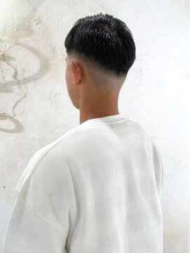 レイール 吉祥寺(Reir) 【Reir吉祥寺】*ネープレスフェード+スマートモヒカン*