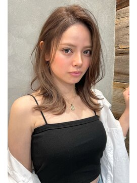 トルネード(TORNADO) レイヤーカットピンクベージュインナーカラー n1.30