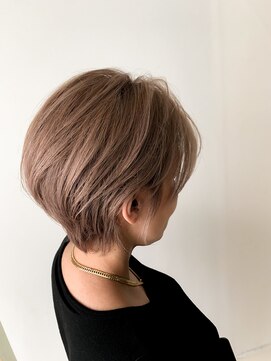 ライフ 忍ケ丘店(Lyfe) ショートボブ_ピンクベージュカラークールショート_23