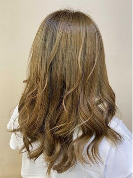 テーラヘアー ユーカリが丘店(TELA HAIR) ベージュカラー