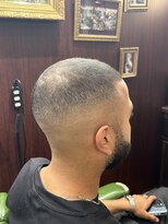 ブロートーキョー(BroTokyo)&nbsp;MEN’S外国人風ボーズバズカットハイスキンフェードカット