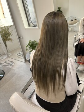 コーセイ(CO-SEI) 『ロングヘアーにおすすめ』髪質改善カラー直後のリアル美髮
