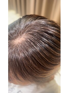 アッシュ 戸田公園店(Ash) 白髪だけ淡く染めるナチュラルハイライト風カラー