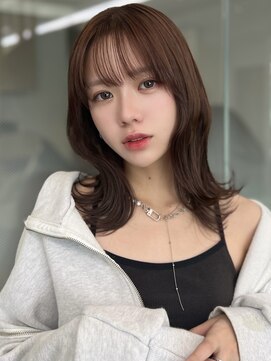 ソラ 広尾店(SORA) ミディアムレイヤー/顔周りカット/ウェーブ巻き