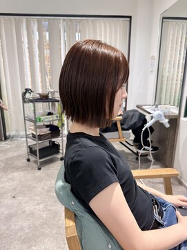 ドーズヘアー(DOUZE HAIR) 艶ブラウン×まとまるストレートボブ
