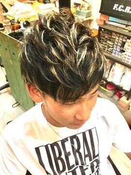 ルーナヘアー(LUNA hair) 『京都ルーナ』ネオウルフ×ハイライト【草木真一郎】