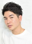 小顔補正立体カットツーブロック刈り上げ暗髪束感ショート
