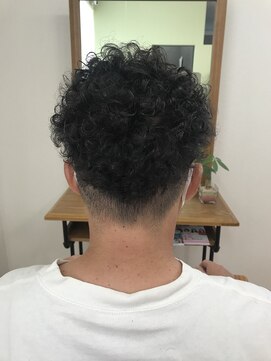 ミリ(milli) くるくるカーリーヘア　ミニアフロ