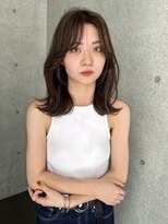 シーン(SCEN) フェイスレイヤーヘア　レイヤーカット　グレージュカラー
