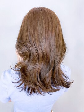 アイティーバイアルバム 八王子店(IT by ALBUM) ハイライトベージュ_チェリーブラウンフェミニンロング_ba406631