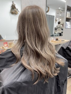 リベストバイジェービー 稲毛(li best. byjb) グレージュカラー/シルキーベージュ/デザインカラー[稲毛］