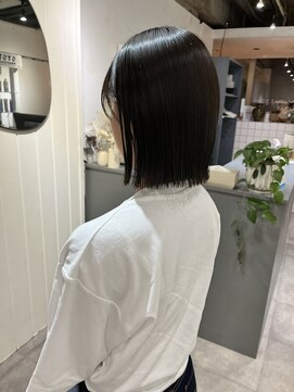 カフカ(CAFCA) ストレートボブ.