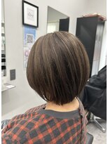 アルター(aL ter)&nbsp;グレーベージュショート