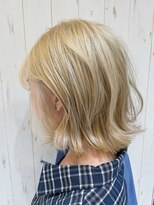 リコラックスビー(LICO LUXBE)&nbsp;ハイトーン外はねボブ