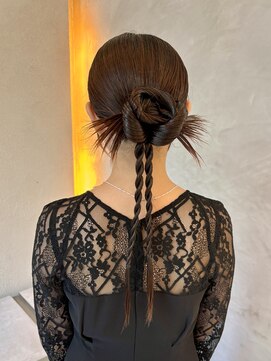 シアン(SYAN) カチモリヘア/タイトヘア/結婚式ヘア/三つ編みヘア/ヘアセット