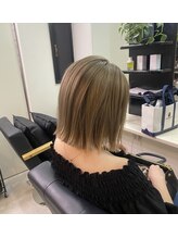 ルアナ(Luana) ブロンドカラー
