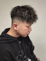 ニアウ 伊勢崎連取店(Niau)&nbsp;刈り上げショートメッシュツイストスパイラルパーマ