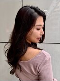 色気と柔らかさを両立する大人レイヤー
