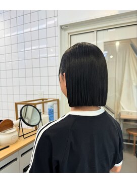 シロコウベ(shiro.kobe) 【山本晴日】ヘイリーbob 元町/三宮/神戸