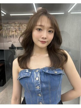 ロール 博多(Role) レイヤーカット小顔に見せるヘア/韓国ヘア/髪質改善/福岡/博多/