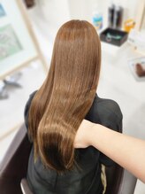 ◇【5種類のトリートメント】を加えていく。[整える→補給する→定着させる→守る]までのこだわり施術◇