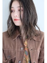 ラレイ(Lalei)&nbsp;【表参道/青山】シアーグレー/ゆるウェーブミディ【ささき】