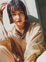 ライラ(Lyla)&nbsp;バングパーマが可愛い　メッシーボブ