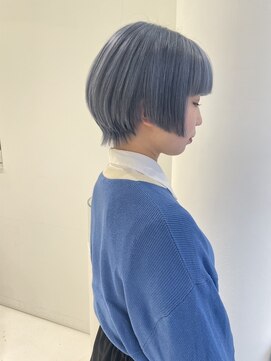 ハイブ 金沢(Hive) ハイトーンブリーチペールブルーシルバーマッシュショートウルフ