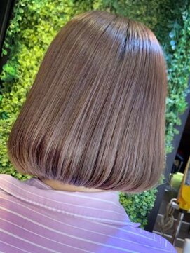 ルーウィン(LE WIN) 艶ワンレンボブ/グレージューカラー/内巻きワンカール