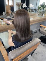 ティティ(TiTi)&nbsp;ブリーチなしカラーオリーブミルクティーカラー[TiTi_栗林れい]