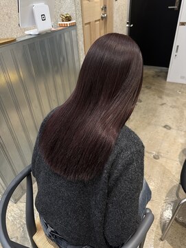 ホネン(honen) バーガンディ×艶髪ストレート【天神/大名/薬院大通り】