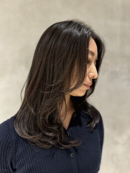 ニカイ(2F)の写真/こだわりの商材を用いて憧れの美しいスタイルを実現。思わず触れたくなる髪質をあなたに―◇