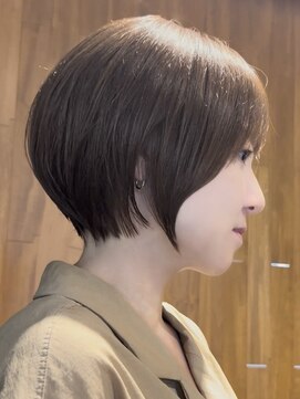 エリマ 武蔵小杉(elima) 武蔵小杉大人ショートボブ透明感白髪ぼかしカラー小顔ボブ30代