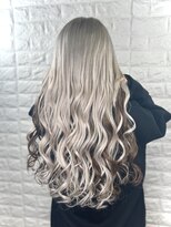 イエローコーン 横浜店(YELLOW CORN)&nbsp;ホワイトベージュ×ブラウン【ダブルカラー/エクステ】