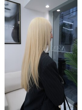 ナナ(NANA) 京都/レイヤーカット/ハイトーン/ブリーチ