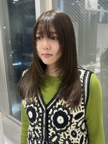 サイ(sai) レイヤーカット×オリーブカラー
