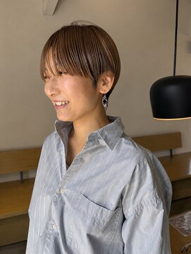 ビスチェ(Vische) 大人ショートヘア