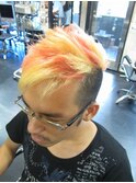 シマシマカラー刈り上げモヒカンヘアースタイル　