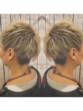 スタジオ アルファプラス 日暮里店(studio α+) ステップボーンカット×ベリーショート